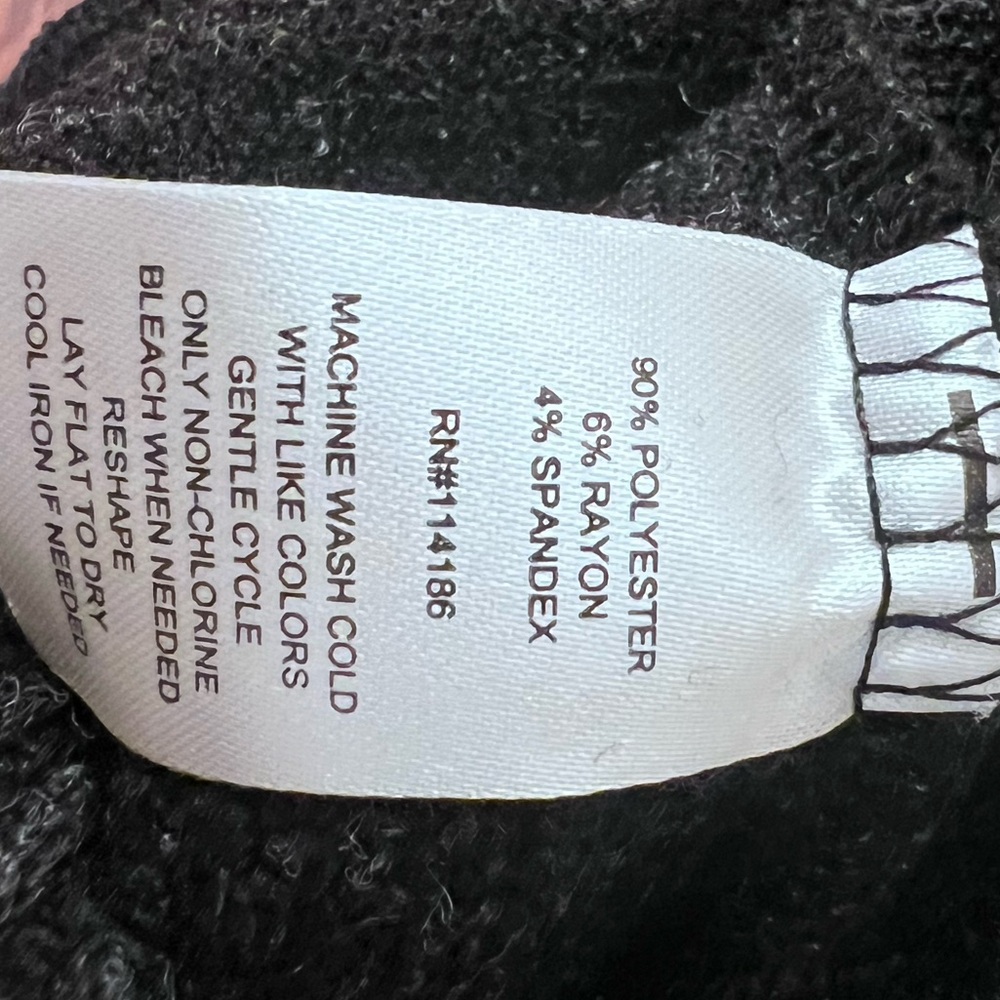 NEW Retrology Black Combo Sweater 1X - Picture 6 of 6